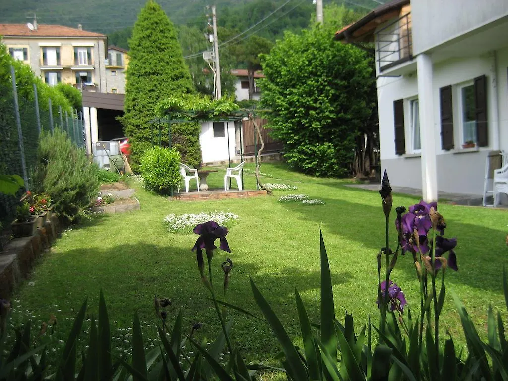 B&B Le Colombine Abbadia Lariana 0*,  Italia