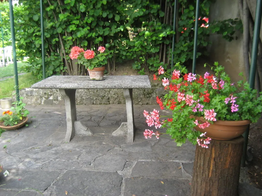 B&B Le Colombine Abbadia Lariana