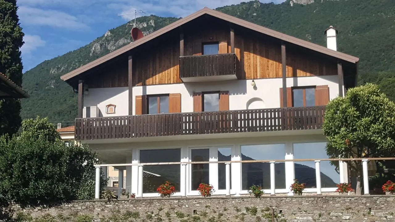 B&B Le Colombine Abbadia Lariana 0*,  Italia