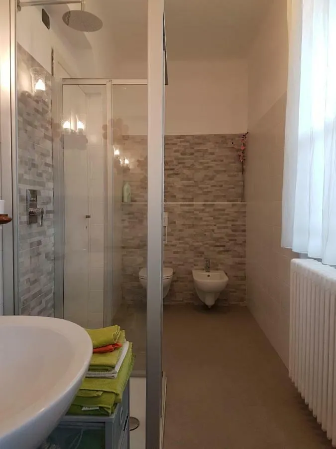 B&B Le Colombine Abbadia Lariana Italia